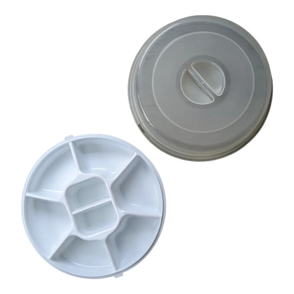 Segmented Party Vegetable Fruit Tray with Lid White  Plastic - Picture 1 of 6